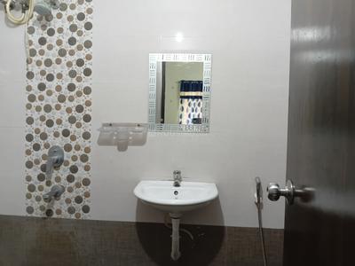 Bathroom Image of smart stay women's pg in Kothaguda, Hyderabad