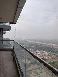 Balcony Image of 7100 Sq.ft 5 BHK Apartment / Flat for sale in Supertech Supernova, Sector 94 Noida for Rs. 102500000