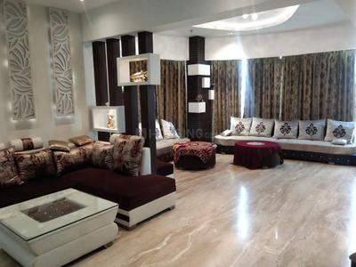 Hall Image of 4550 Sq.ft 5 BHK Penthouse for sale in Mahagun Moderne, Sector 78 Noida for Rs. 80000000