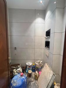 Image of 1350 Sq.ft 3 BHK Builder Floor for sale in Safdarjung Enclave, New Delhi for Rs. 48000000