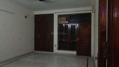 Bedroom Image of 2122 Sq.ft 4 BHK Independent House for rent in Sector 50 Noida for Rs. 50000