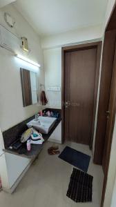 Bathroom Image of 600 Sq.ft 1 BHK Apartment / Flat for rent in Mittal Sun Universe, Narhe Pune for Rs. 17000