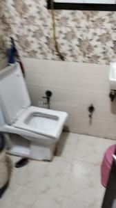 Bathroom Image of 540 Sq.ft 1 RK Independent House for rent in Laxmi Nagar New Delhi for Rs. 13524