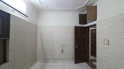 Bedroom Image of 700 Sq.ft 2 BHK Apartment / Flat for rent in Pitampura New Delhi for Rs. 20000