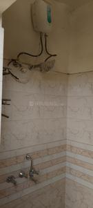 Bathroom Image of 600 Sq.ft 1 RK Apartment / Flat for rent in Kunraghat Gorakhpur for Rs. 5000