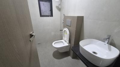 Image of 850 Sq.ft 2 BHK Apartment / Flat for sale in Dahisar East, Mumbai for Rs. 18000000