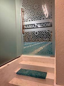 Bedroom Image of 1500 Sq.ft 3 BHK Apartment / Flat for sale in Agripada Mumbai for Rs. 60000000