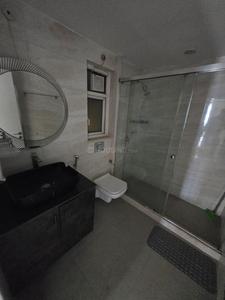 Bathroom Image of 3064 Sq.ft 4 BHK Apartment / Flat for sale in DLF The Belaire, DLF Phase 5 Gurgaon for Rs. 108000000