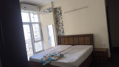 Bedroom Image of 1500 Sq.ft 3 BHK Apartment / Flat for rent in JM Aroma, Sector 75 Noida for Rs. 45000