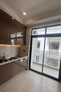 Kitchen Image of 2771 Sq.ft 4 BHK Apartment / Flat for sale in Central Park The Orchard, Sector 32 Sohna for Rs. 53000000