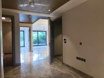 Living Room Image of 2100 Sq.ft 3 BHK Apartment / Flat for sale in CGHS Shree Kripaluji Apartment, Sector 52 Gurgaon for Rs. 28000000