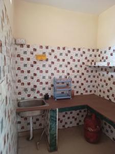 Kitchen Image of 500 Sq.ft 1.5 BHK Builder Floor for rent in Dilshad Garden New Delhi for Rs. 16000