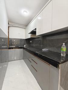 Kitchen Image of 900 Sq.ft 3 BHK Builder Floor for rent in Govindpuri New Delhi for Rs. 25000