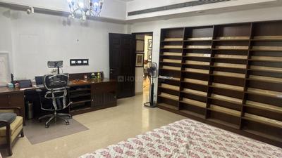 Bedroom Image of 4000 Sq.ft 4 BHK Apartment / Flat for rent in Omaxe The Forest, Sector 92 Noida for Rs. 150000