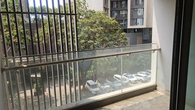 Living Room Image of 900 Sq.ft 2 BHK Apartment / Flat for sale in Adani Ten BKC, Bandra East Mumbai for Rs. 55000000