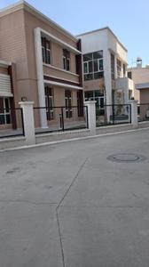 Image of 2852 Sq.ft 4.5 BHK Apartment / Flat for sale in Jaypee Knights Court, Sector 131, Noida for Rs. 43000000