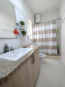 Bathroom Image of 1710 Sq.ft 4 BHK Apartment / Flat for sale in DLF New Town Heights 2, Sector 86 Gurgaon for Rs. 28000000