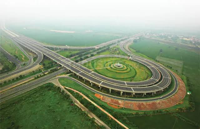 Yamuna expressway Main Image 1