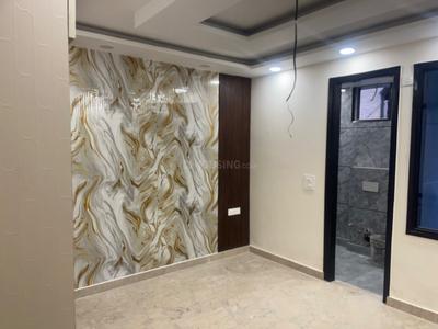 Bedroom Image of 950 Sq.ft 2 BHK Builder Floor for sale in Ramesh Nagar New Delhi for Rs. 15500000
