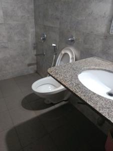 Bedroom Three Image of 1500 Sq.ft 2.5 BHK Apartment / Flat for sale in Amanora Future Towers, Hadapsar Pune for Rs. 16000000