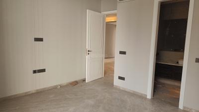 Bedroom Image of 2500 Sq.ft 3 BHK Builder Floor for sale in Safdarjung Enclave New Delhi for Rs. 72500000