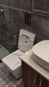 Image of 2200 Sq.ft 4 BHK Apartment / Flat for sale in DDA Flats Vasant Kunj, Vasant Kunj, New Delhi for Rs. 42500000