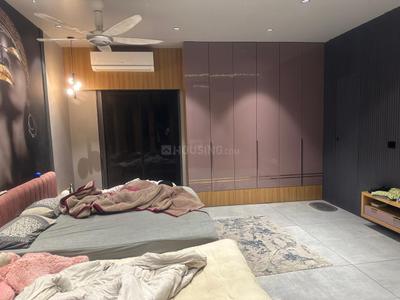 Bedroom Image of 3500 Sq.ft 4 BHK Villa for rent in Zadeshwar Bharuch for Rs. 35000