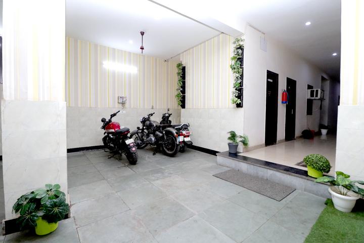 Hall Image of Slate Amara in Sector 57, Noida