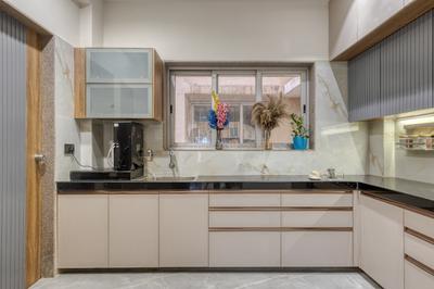 Kitchen Image of 1750 Sq.ft 3 BHK Apartment / Flat for rent in KP Courtyard, Shantipura Ahmedabad for Rs. 55000