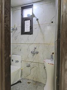 Common Bathroom Image of 990 Sq.ft 2 BHK Builder Floor for sale in Indirapuram Ghaziabad for Rs. 8400000