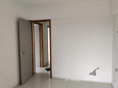 Bedroom Image of 1800 Sq.ft 3 BHK Apartment / Flat for rent in Swarnim Dharti, Vaishno Devi Circle Ahmedabad for Rs. 20000