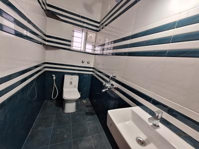 Bathroom Image of 1150 Sq.ft 2 BHK Builder Floor for rent in Jalahalli Bengaluru for Rs. 28000