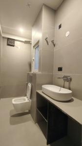Bathroom Image of 1000 Sq.ft 3 BHK Builder Floor for rent in Sector 50 Gurgaon for Rs. 60000