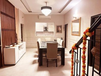 Hall Image of 9000 Sq.ft 4 BHK Farm House for sale in Sainik Farm New Delhi for Rs. 85000000