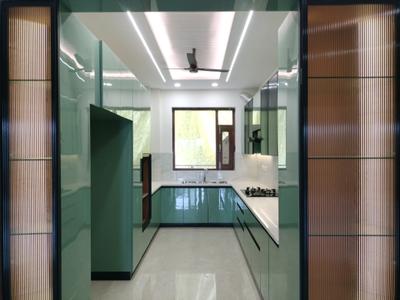 Kitchen Image of 2250 Sq.ft 3 BHK Builder Floor for sale in BPTP Parklands Pride, Sector 77 Faridabad for Rs. 26500000