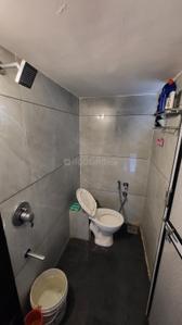 Bathroom Image of 1600 Sq.ft 2 BHK Independent House for rent in Ankleshwar GIDC Ankleshwar for Rs. 12000