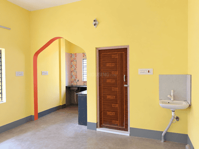 Living Room Image of 195 Sq.ft 1 RK Independent House for rent in Birati Kolkata for Rs. 7500