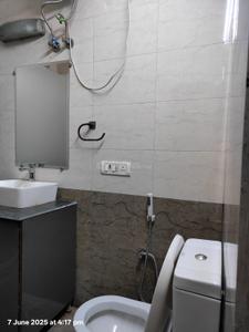 Bathroom Image of 1758 Sq.ft 3 BHK Apartment / Flat for sale in Godrej Jardinia, Sector 145 Noida for Rs. 31500000