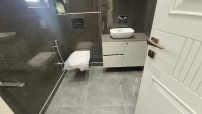 Image of 2500 Sq.ft 5 BHK Builder Floor for sale in Indirapuram, Ghaziabad for Rs. 33000000