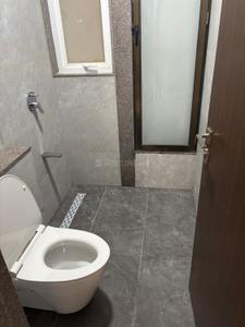 Bathroom Image of 810 Sq.ft 2 BHK Independent House for rent in Shivaji Nagar Pune for Rs. 55000