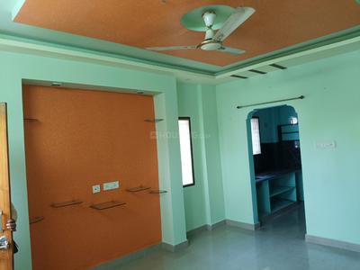 Hall Image of 910 Sq.ft 2 BHK Apartment / Flat for rent in Narasimharao Pet Eluru for Rs. 9500