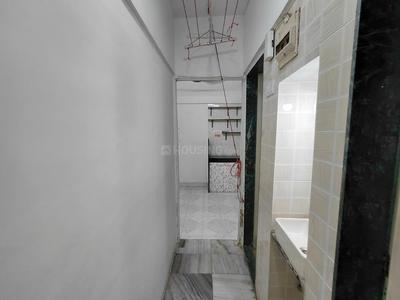 Bathroom Image of 560 Sq.ft 1 BHK Apartment / Flat for sale in Vasant Vihar Complax, Thane West Thane for Rs. 8000000