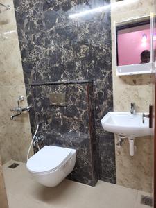 Image of 1600 Sq.ft 3 BHK Apartment / Flat for rent in Saligramam, Chennai for Rs. 45000