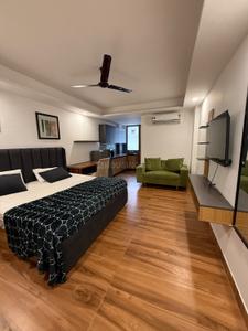 Bedroom Image of 600 Sq.ft 1 RK Apartment / Flat for rent in DLF Phase 3 Gurgaon for Rs. 26000