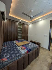 Bedroom Image of 900 Sq.ft 2 BHK Builder Floor for rent in Rajouri Garden New Delhi for Rs. 31000