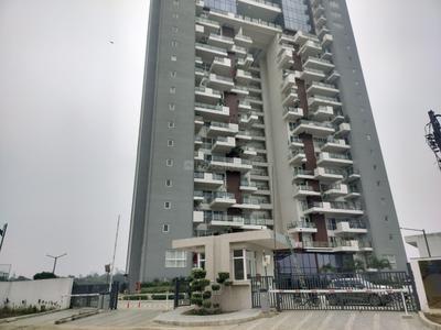 Image of 2118 Sq.ft 3 BHK Apartment / Flat for sale in One Oak Atmos, Gomti Nagar, Lucknow for Rs. 22000000