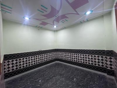 Bathroom Image of 700 Sq.ft 4 BHK Independent House for rent in Nai Basti Dundahera Ghaziabad for Rs. 17000