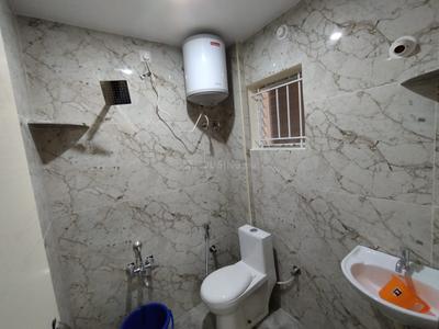 Bathroom Image of 550 Sq.ft 1 BHK Apartment / Flat for rent in Bommanahalli Bengaluru for Rs. 21000