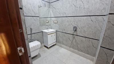 Image of 1221 Sq.ft 3 BHK Builder Floor for sale in Mahavir Enclave, New Delhi for Rs. 11500000