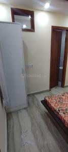 Bedroom Image of 900 Sq.ft 2 BHK Builder Floor for rent in Ramesh Nagar New Delhi for Rs. 29000